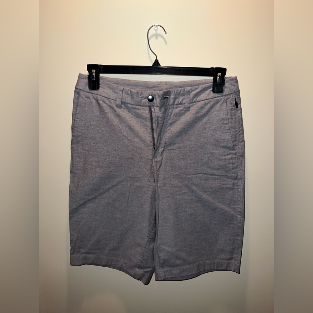 Lululemon Commission Relaxed-Fit Short Oxford, Size 30, Grey (Black/White)